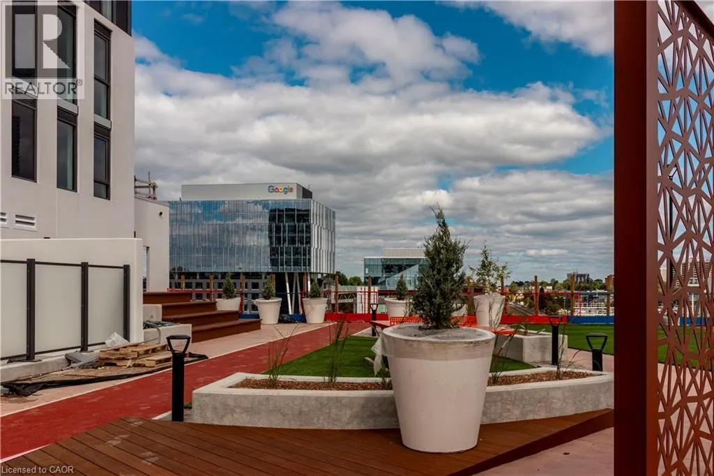 25 WELLINGTON Street S Unit# 1802, #1802