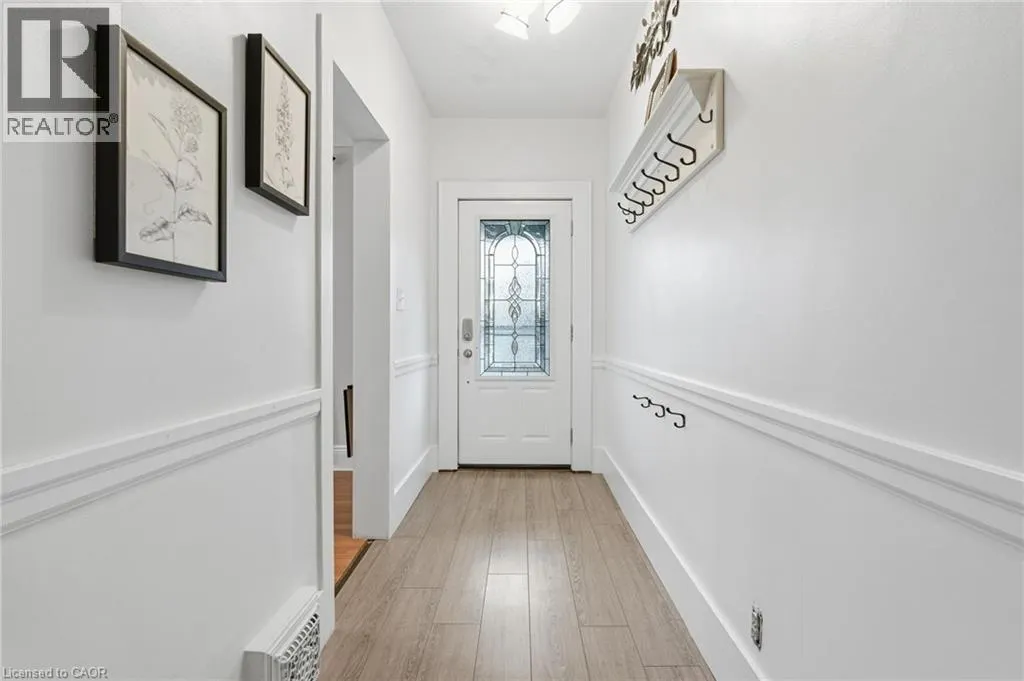 34 ALBEMARLE Street