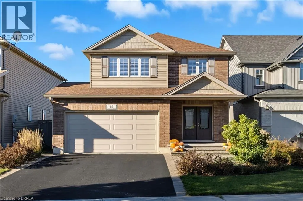 15 YARINGTON Drive