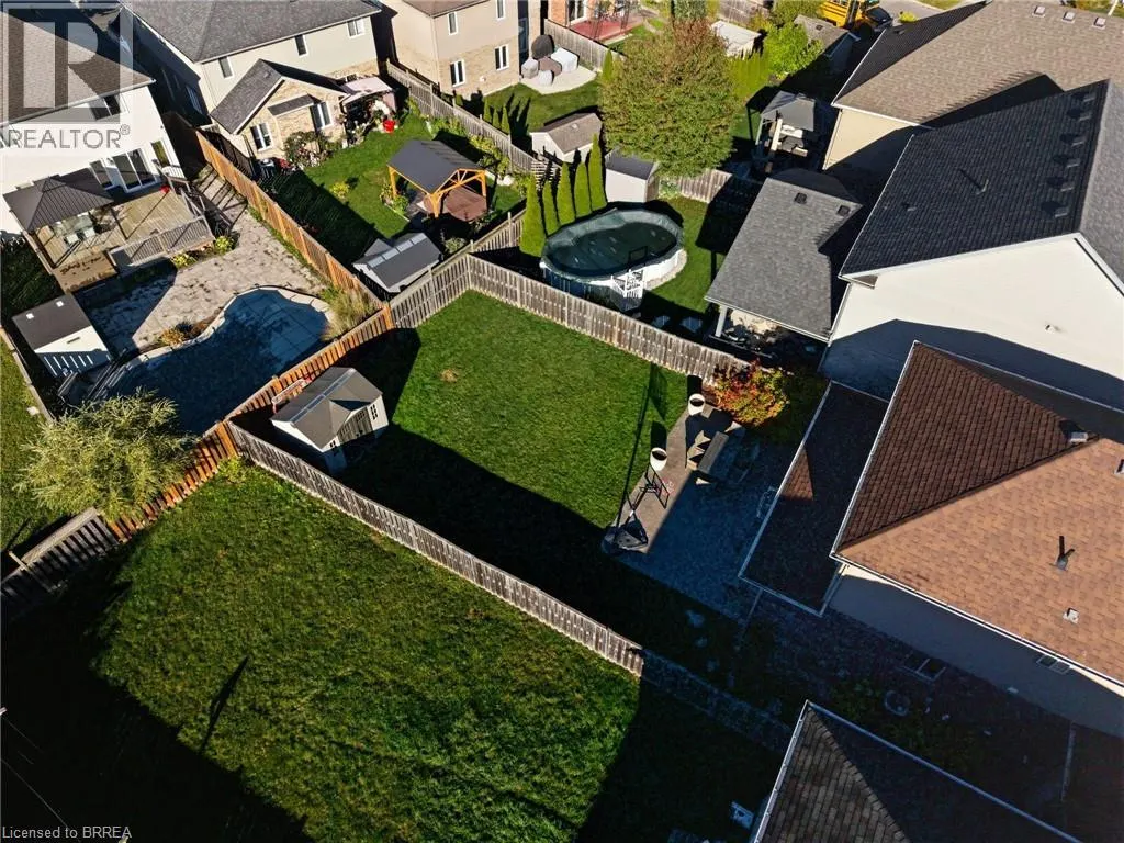 15 YARINGTON Drive