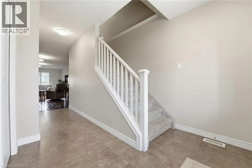 15 YARINGTON Drive