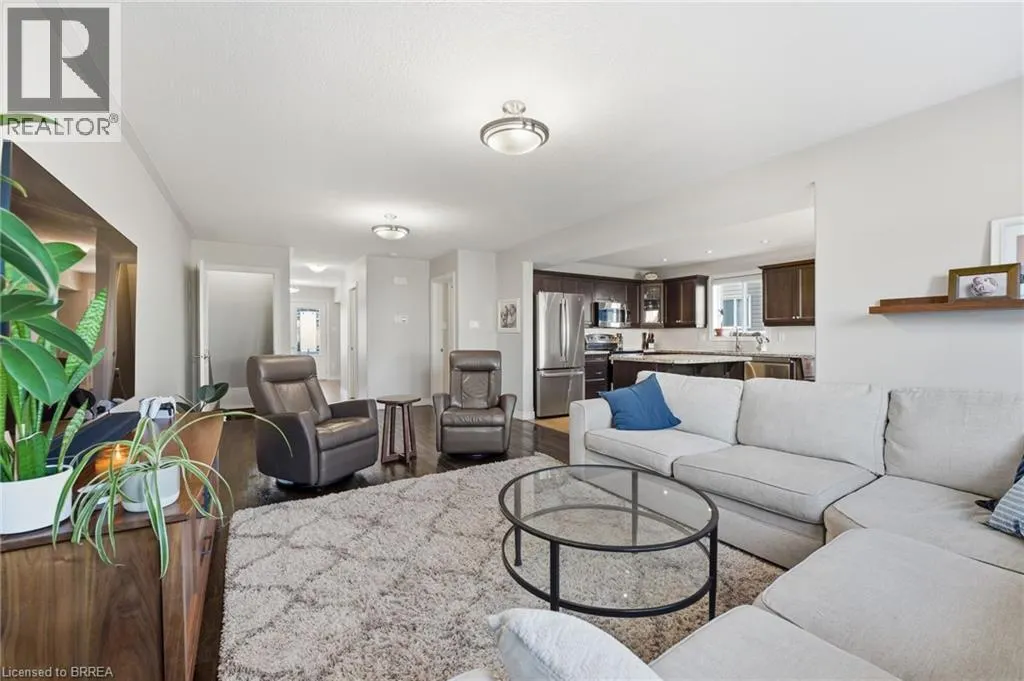 15 YARINGTON Drive