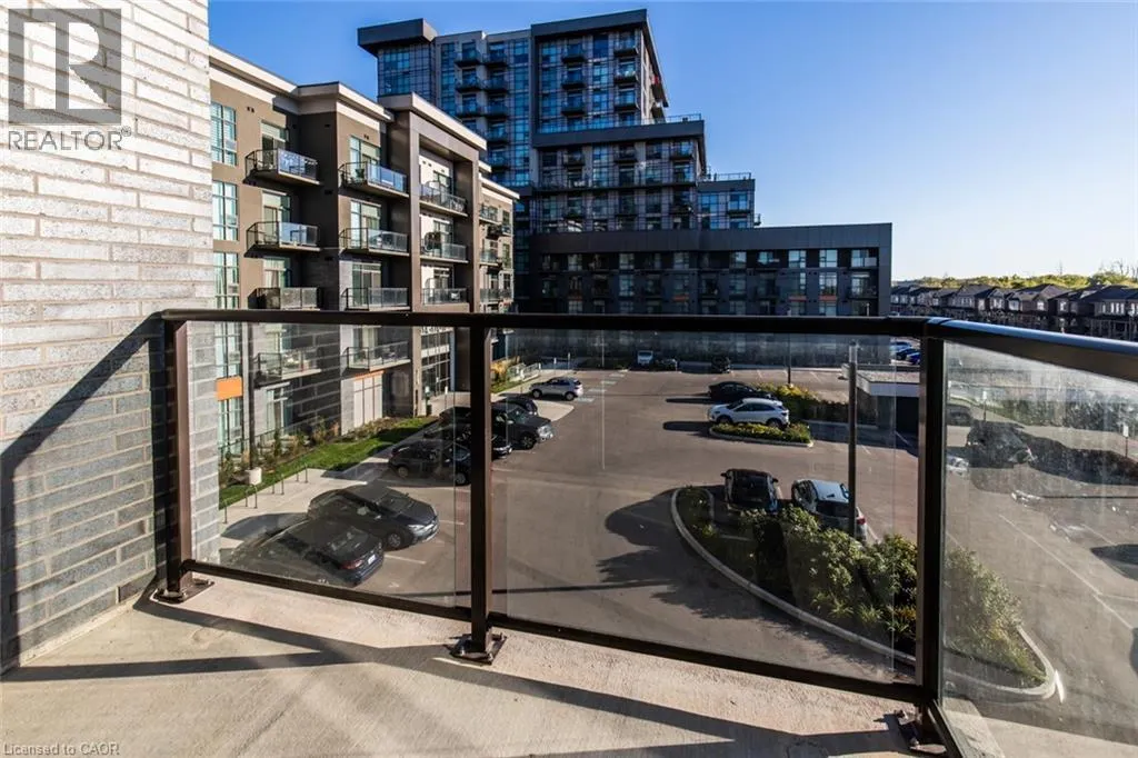 450 DUNDAS Street E Unit# 326, #326