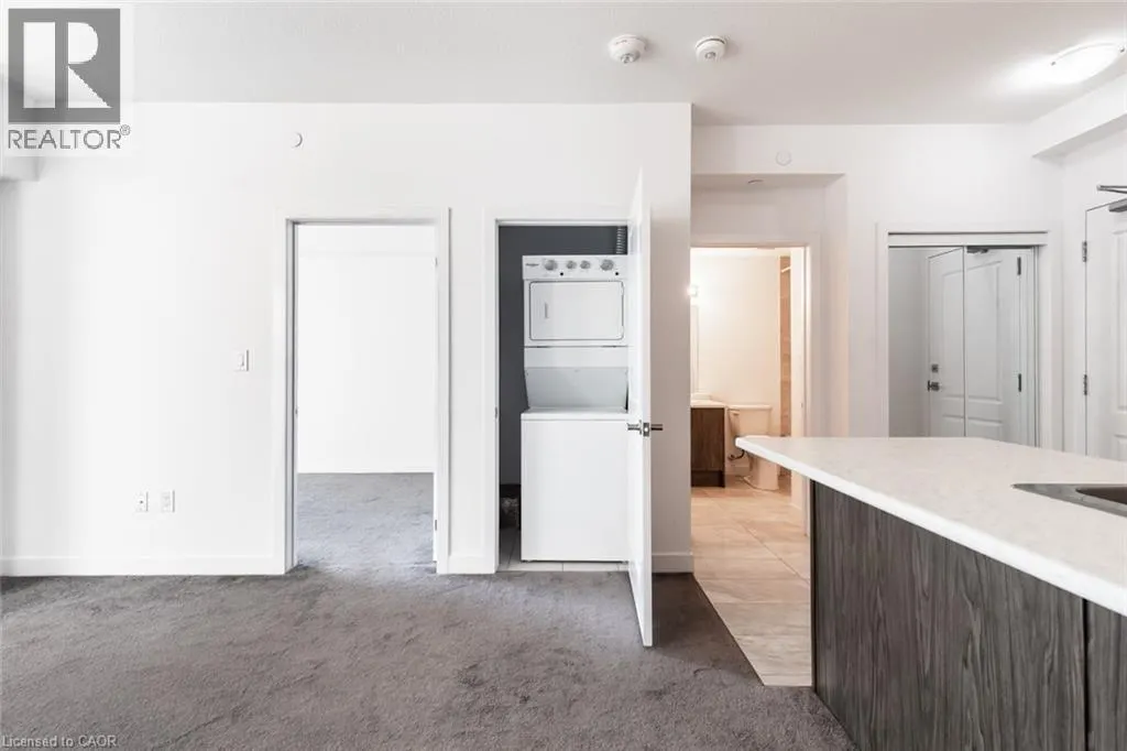 450 DUNDAS Street E Unit# 326, #326