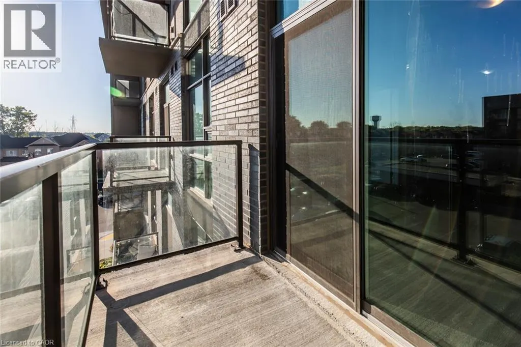 450 DUNDAS Street E Unit# 326, #326
