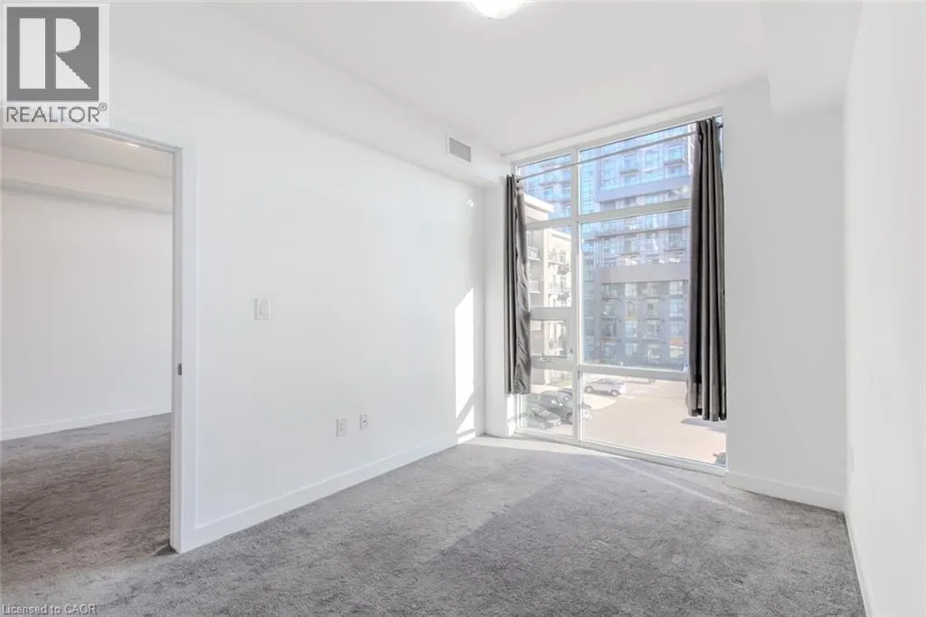 450 DUNDAS Street E Unit# 326, #326