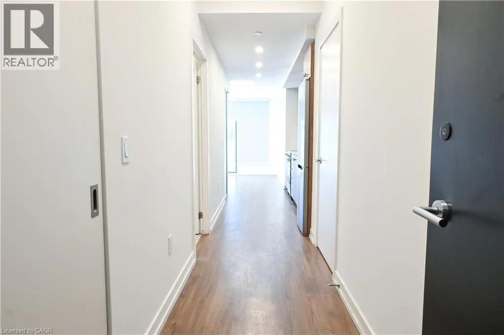 5 WELLINGTON Street S Unit# 1803, #1803