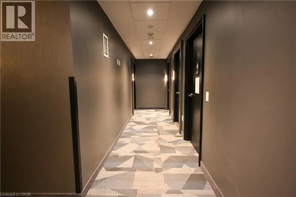 5 WELLINGTON Street S Unit# 1803, #1803