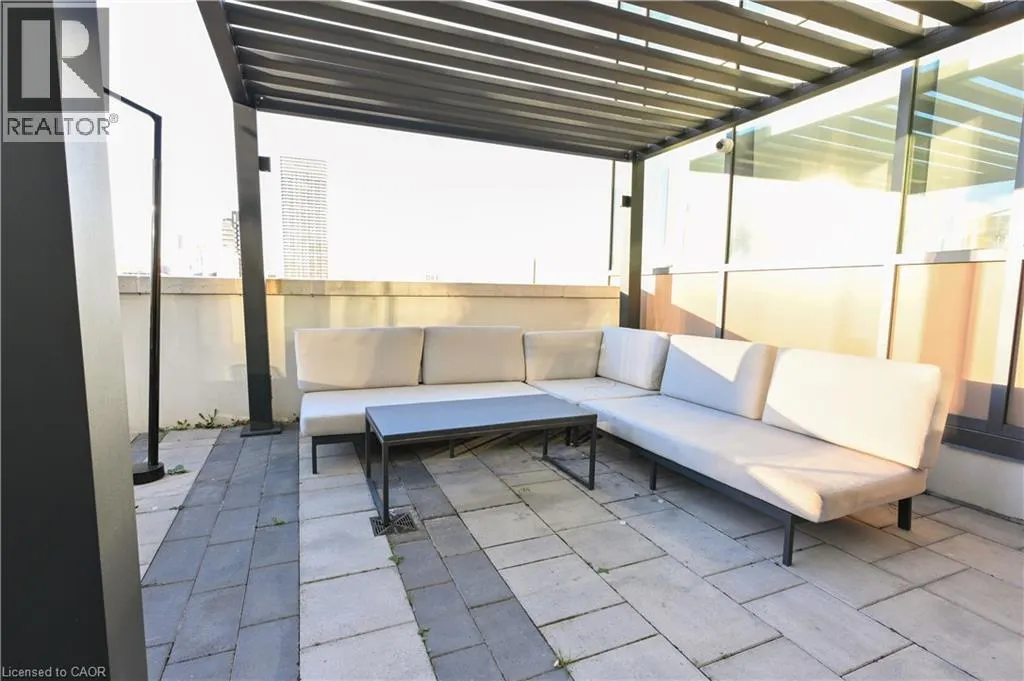 5 WELLINGTON Street S Unit# 1803, #1803