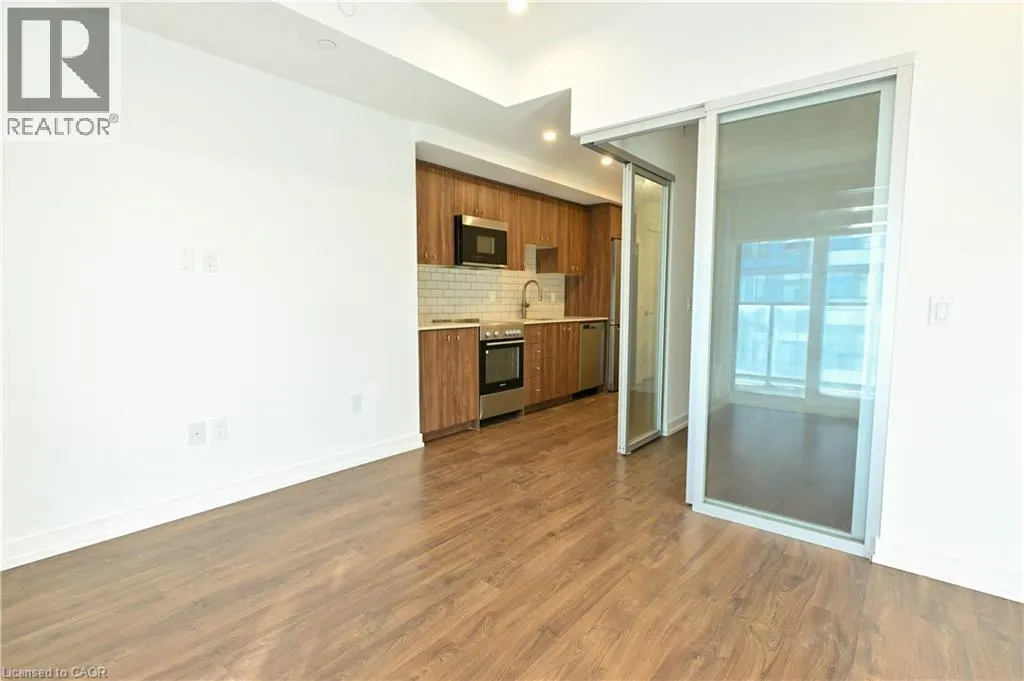 5 WELLINGTON Street S Unit# 1803, #1803