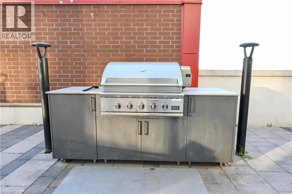 5 WELLINGTON Street S Unit# 1803, #1803