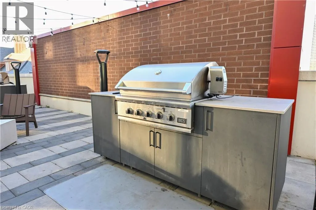 5 WELLINGTON Street S Unit# 1803, #1803