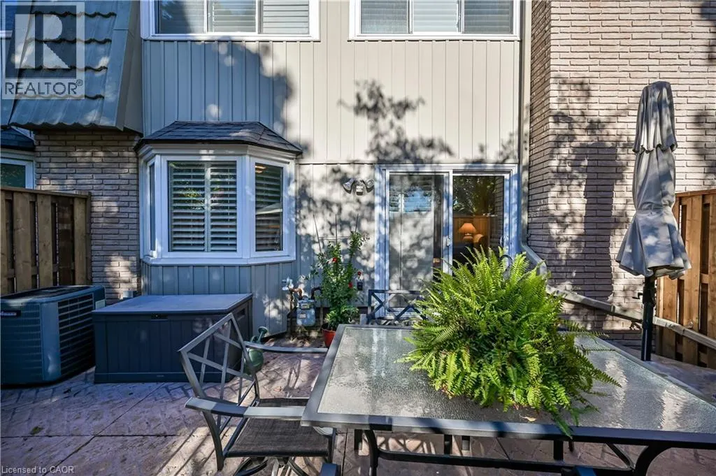 1011 WHITE OAK Drive Unit# 20, #20