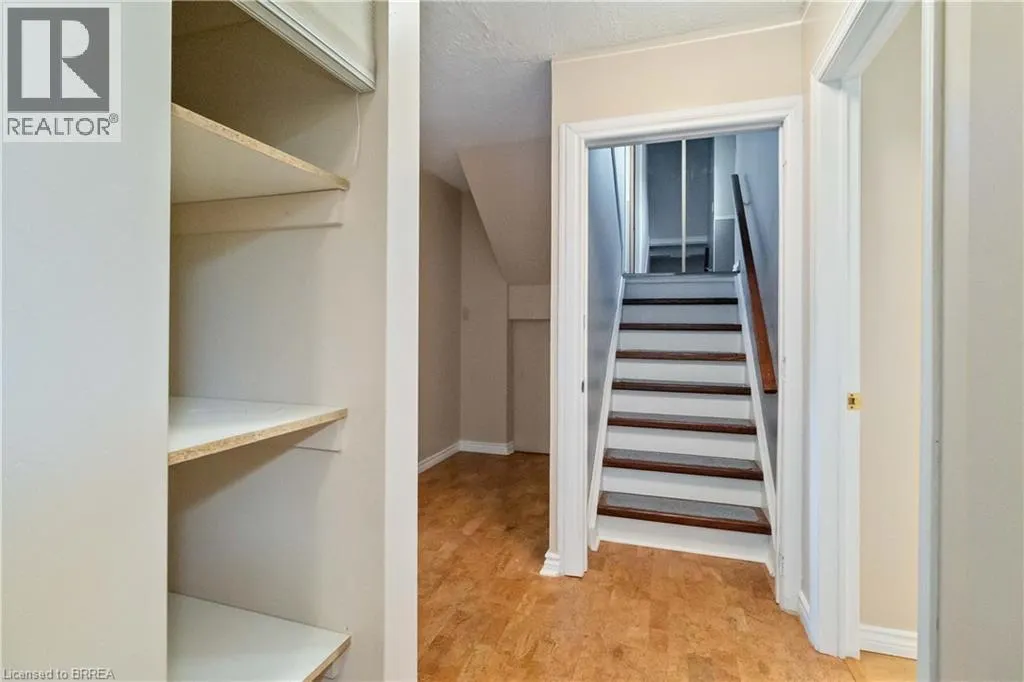 34 SYMPATICA Crescent