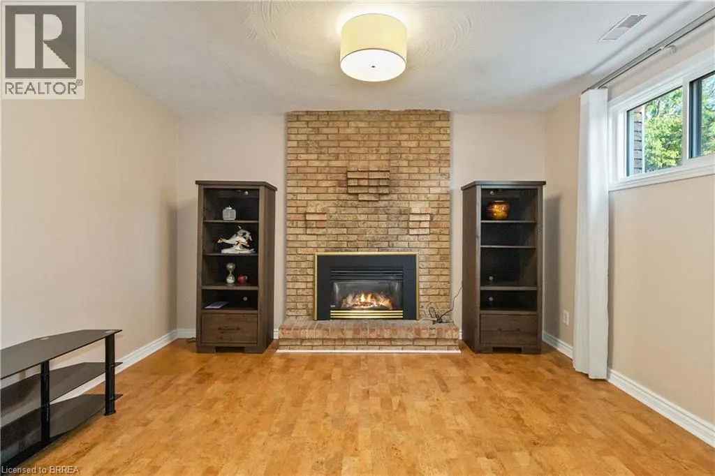 34 SYMPATICA Crescent