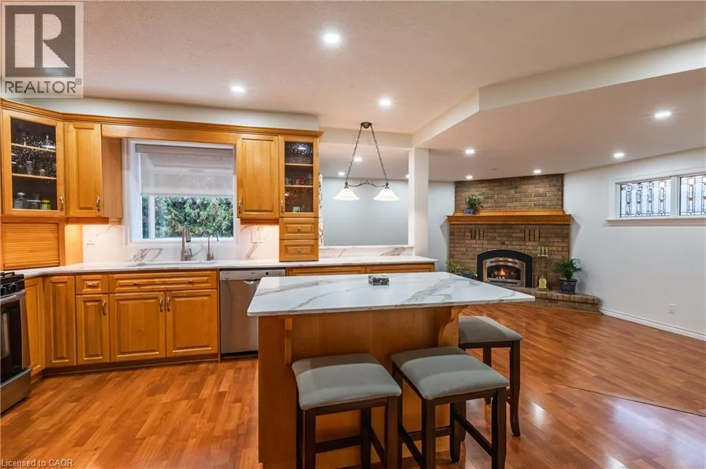 48 WINDERMERE Court