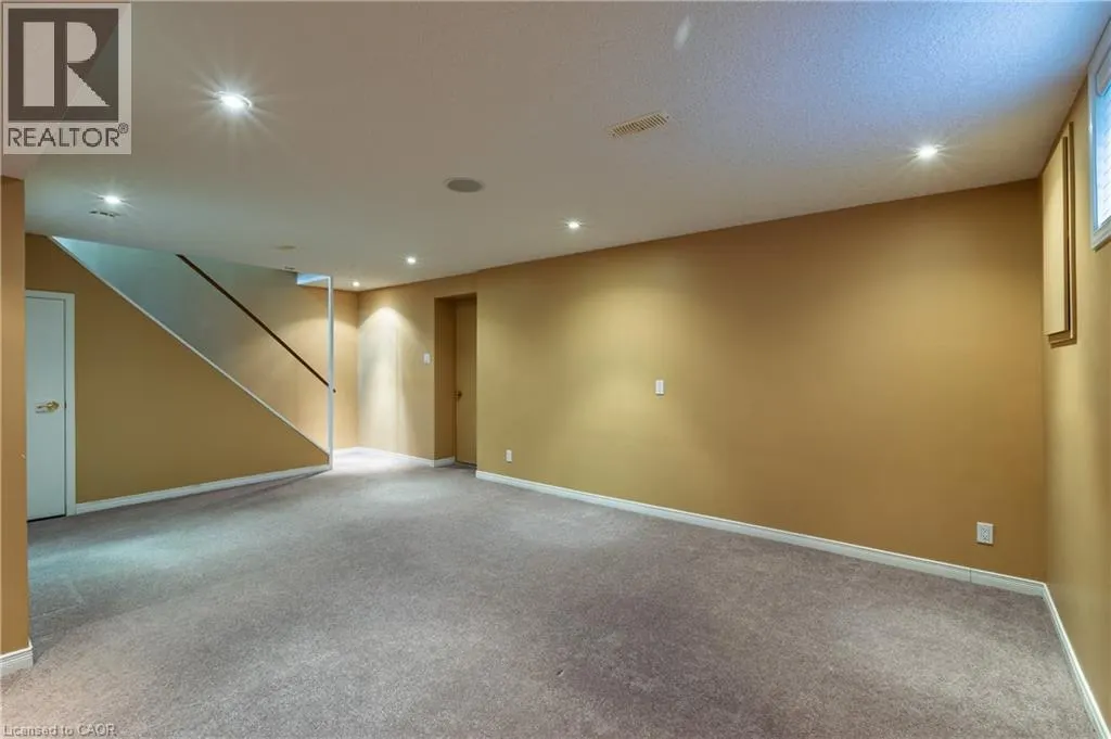 48 WINDERMERE Court