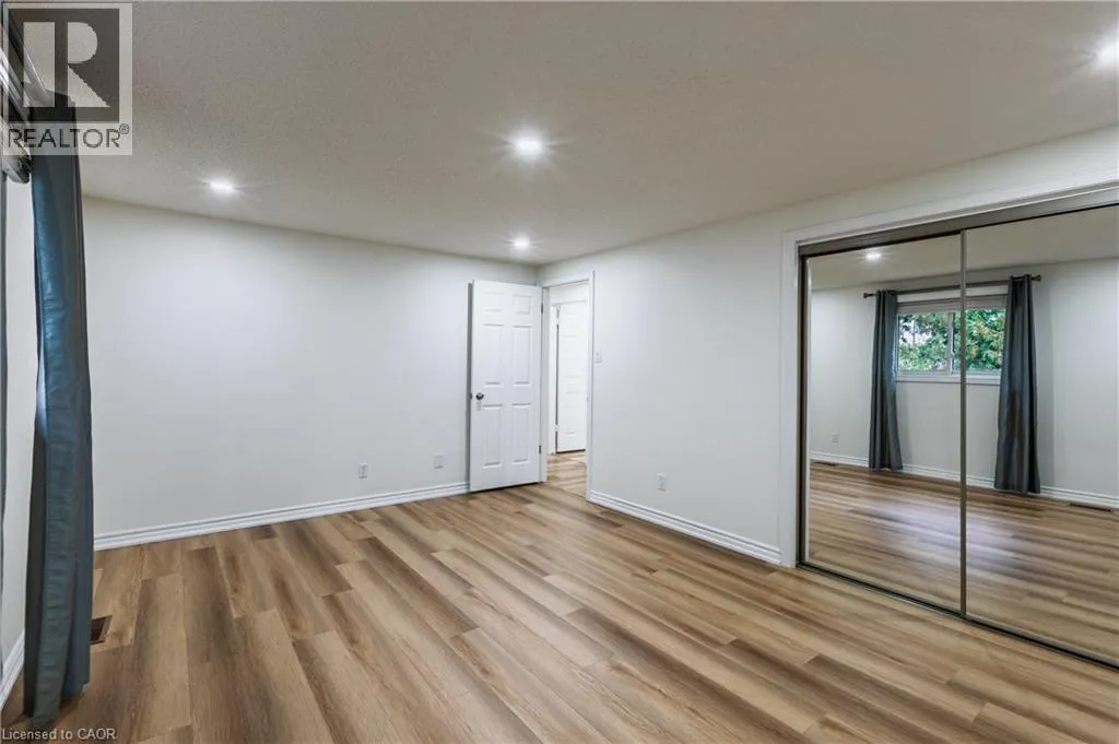 48 WINDERMERE Court