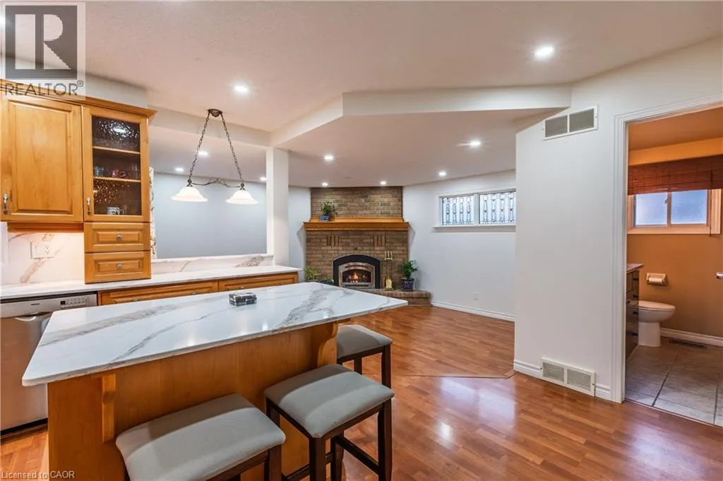 48 WINDERMERE Court