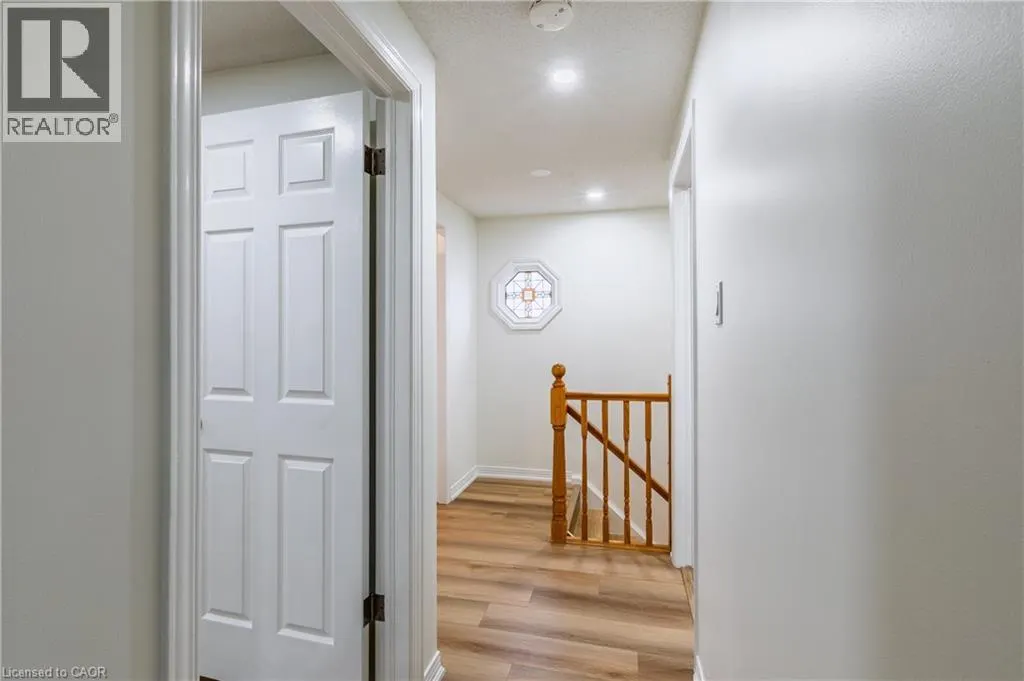 48 WINDERMERE Court