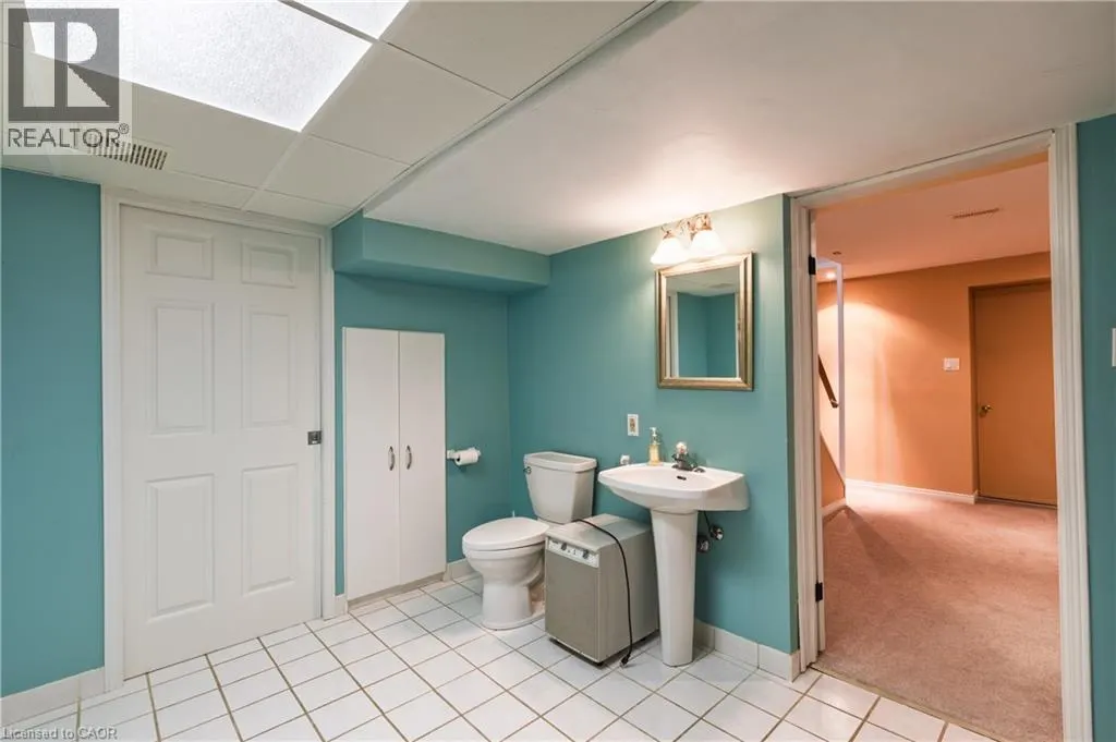 48 WINDERMERE Court