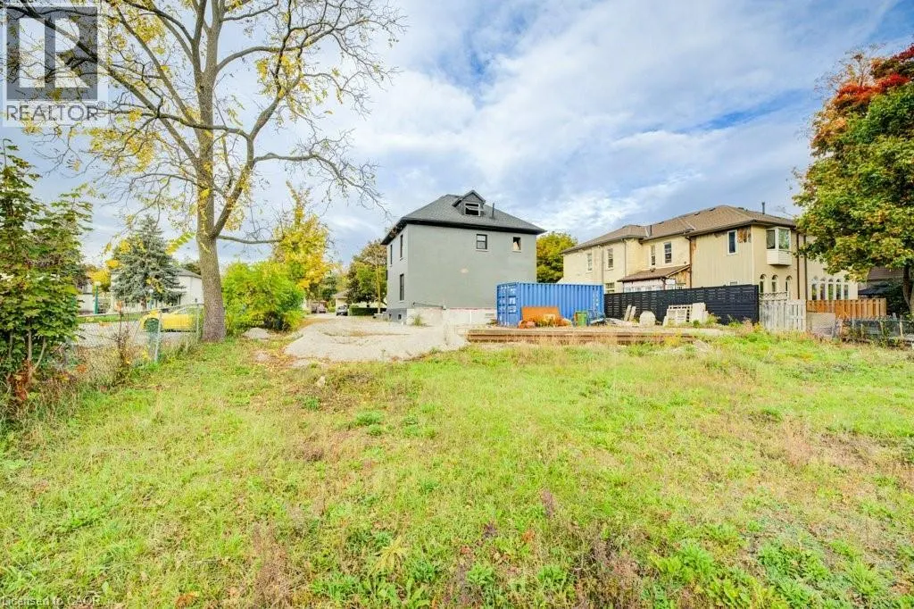 67 GRAND Avenue N Unit# 3, #3