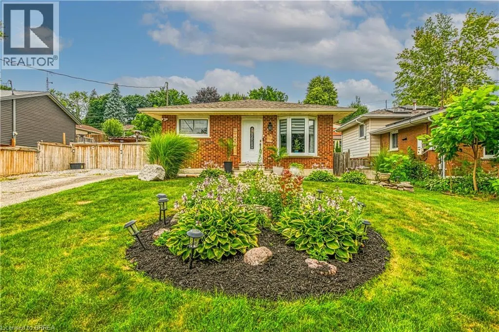 24 ASHTON Drive