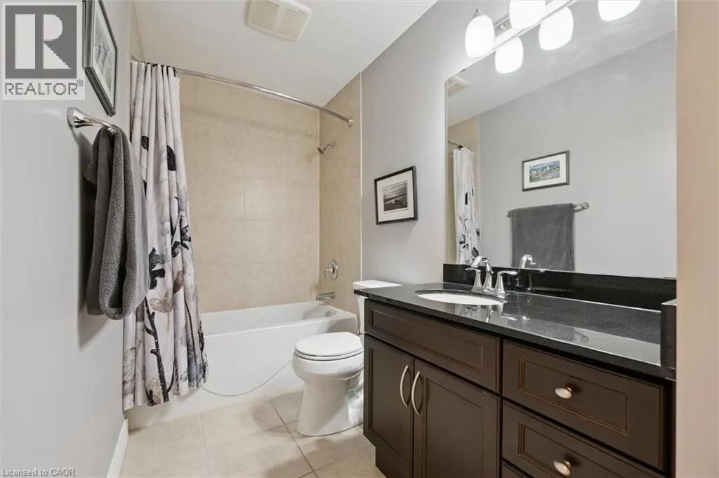 539 BELMONT Avenue W Unit# 809, #809