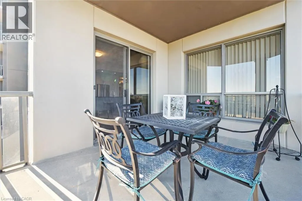 539 BELMONT Avenue W Unit# 809, #809