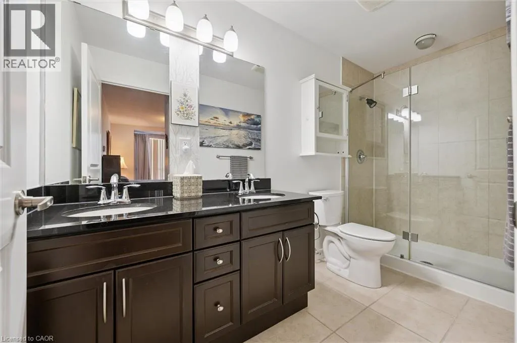 539 BELMONT Avenue W Unit# 809, #809