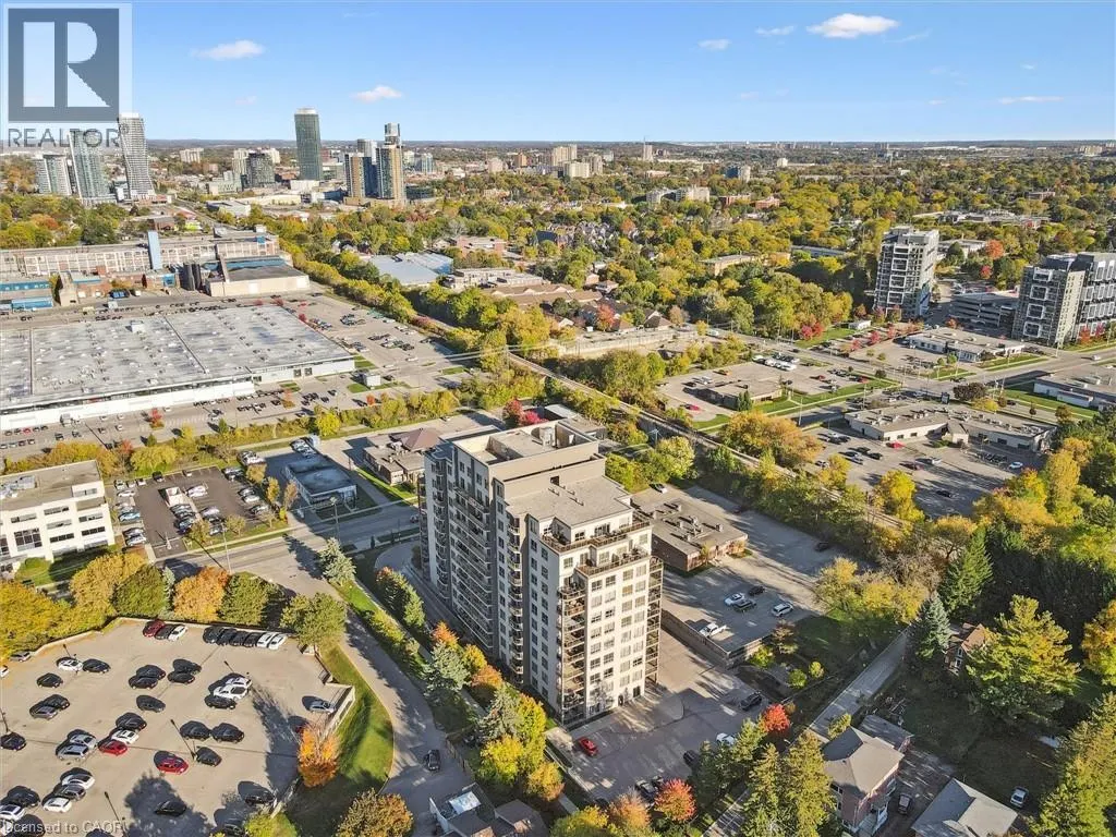 539 BELMONT Avenue W Unit# 809, #809