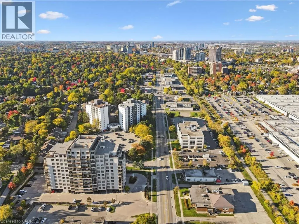 539 BELMONT Avenue W Unit# 809, #809