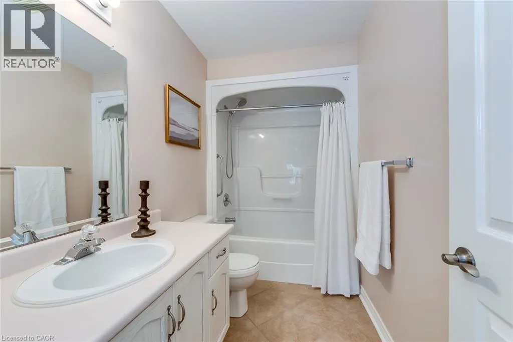2435 WOODWARD Avenue Unit# 15, #15