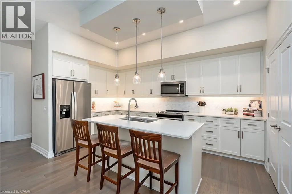 1878 GORDON Street Unit# 202, #202