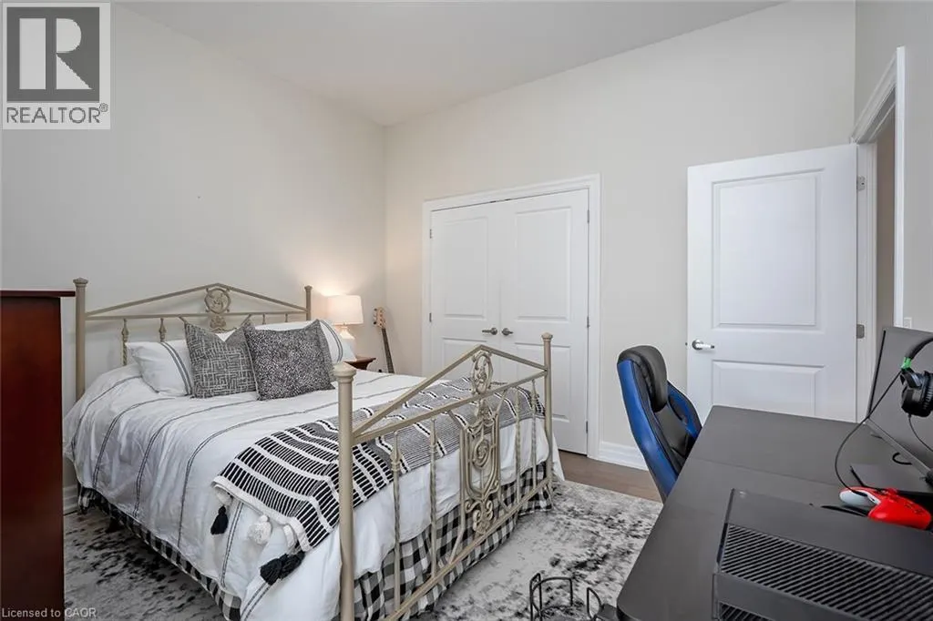 1878 GORDON Street Unit# 202, #202