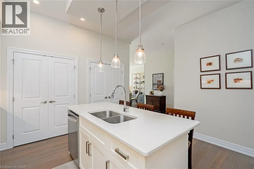 1878 GORDON Street Unit# 202, #202