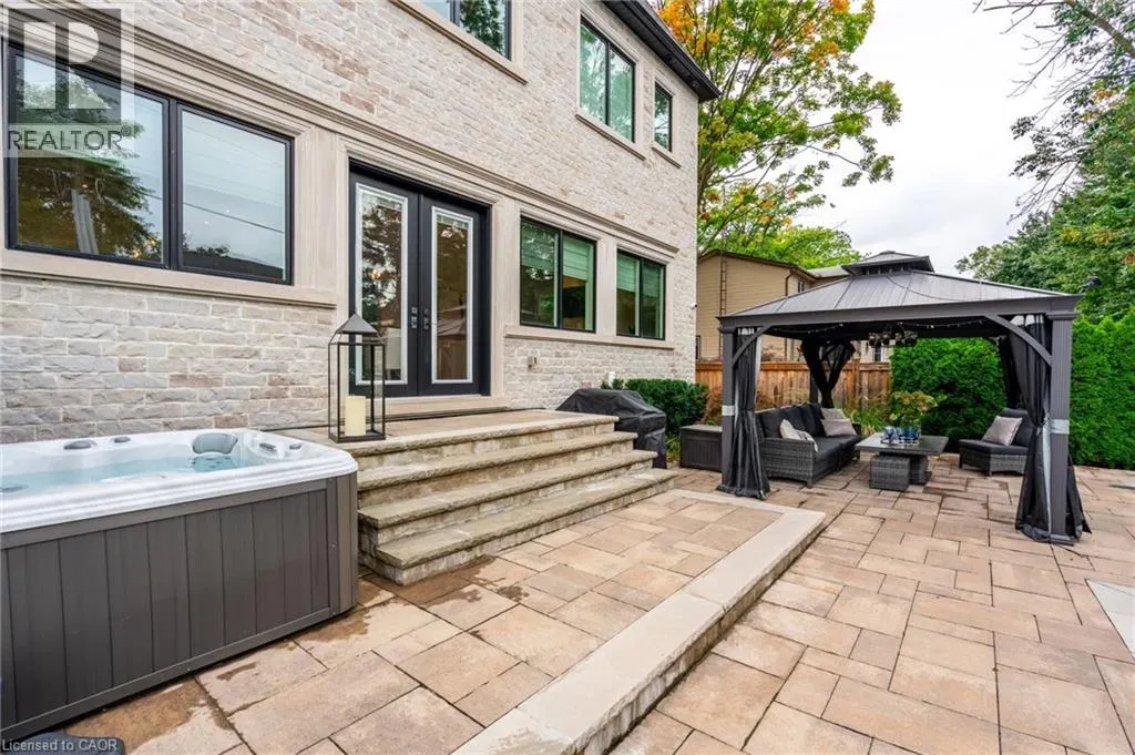 385 PINE COVE Road