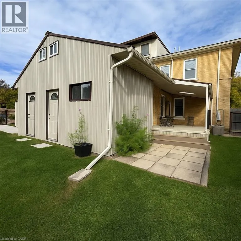 35A VICTORIA Avenue