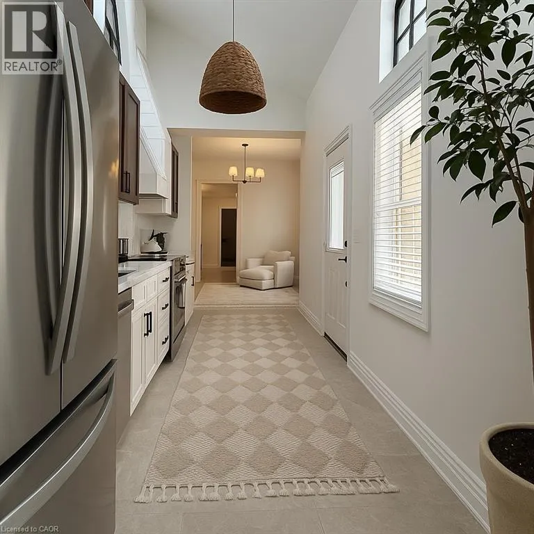 35A VICTORIA Avenue