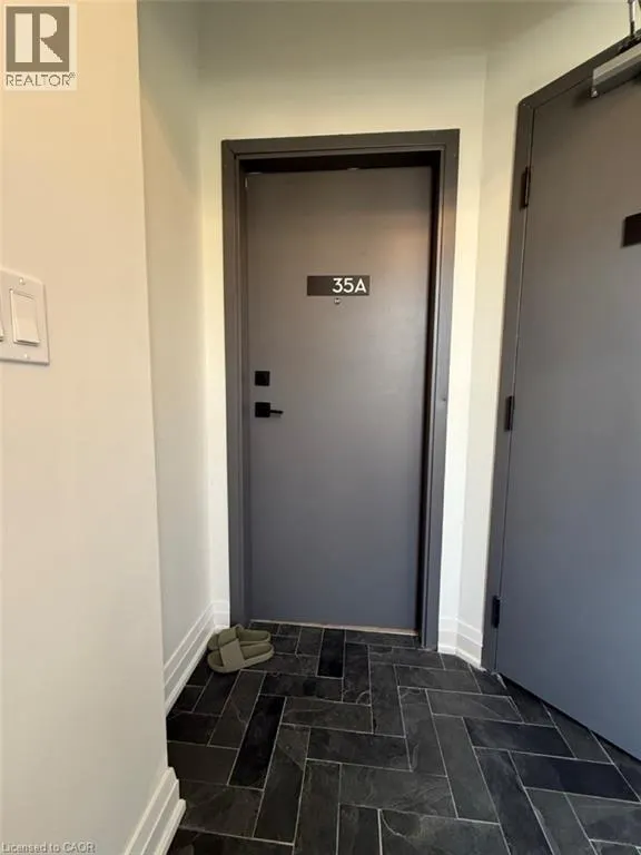 35A VICTORIA Avenue