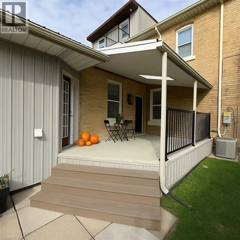 35A VICTORIA Avenue