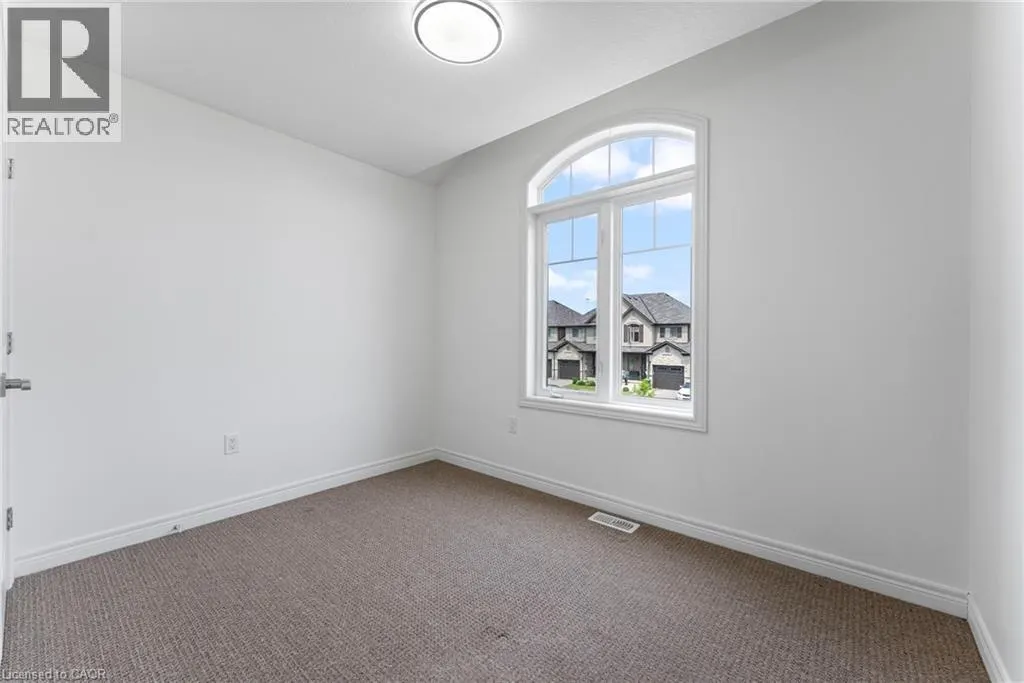 68 DODMAN Crescent
