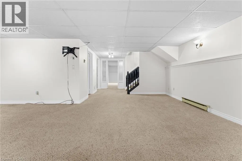 121 TOLLGATE Road
