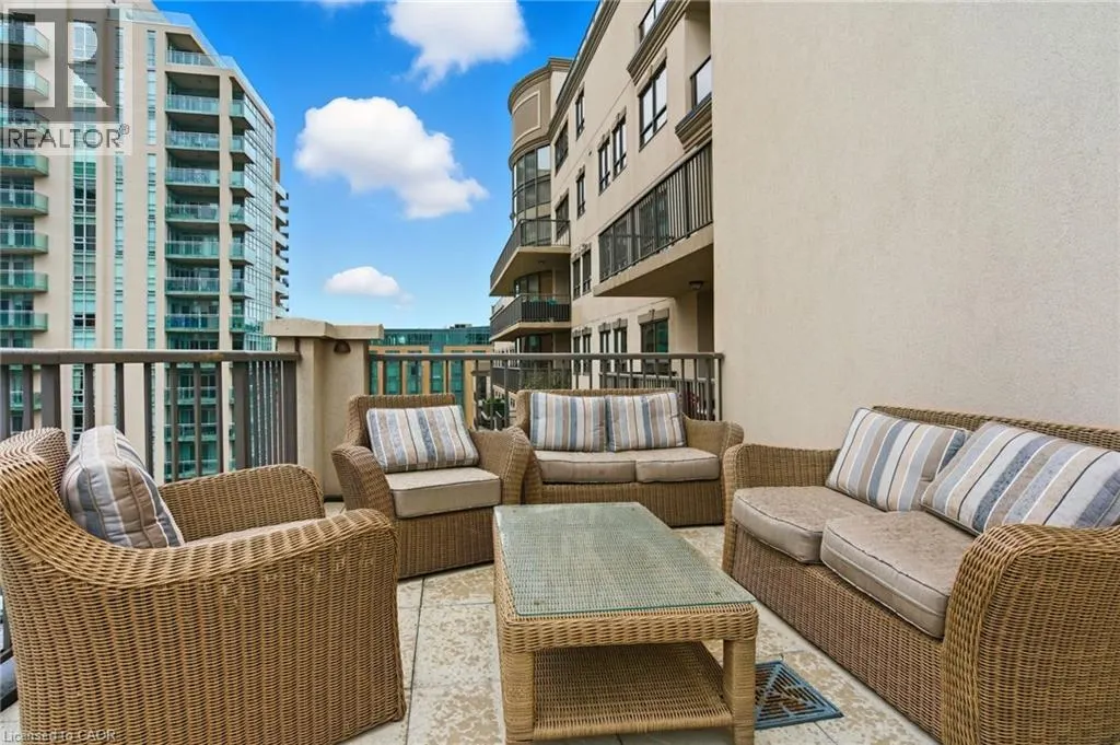 399 ELIZABETH Street Unit# 512, #512