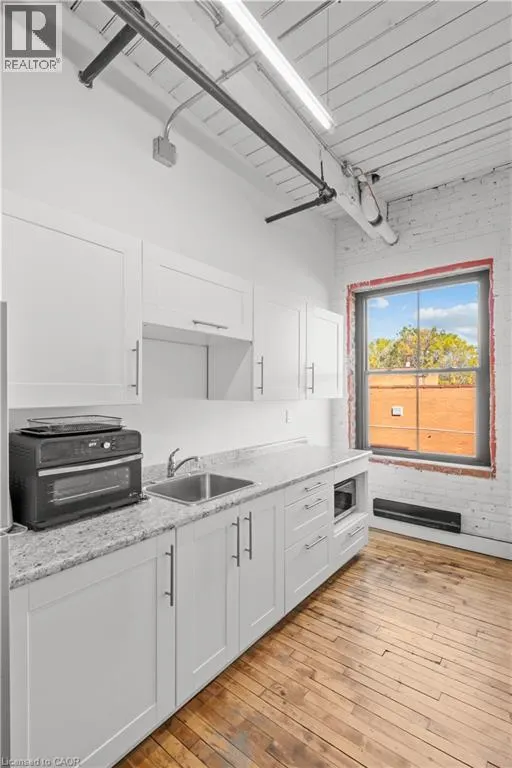 135 GEORGE Street N Unit# 204, #204
