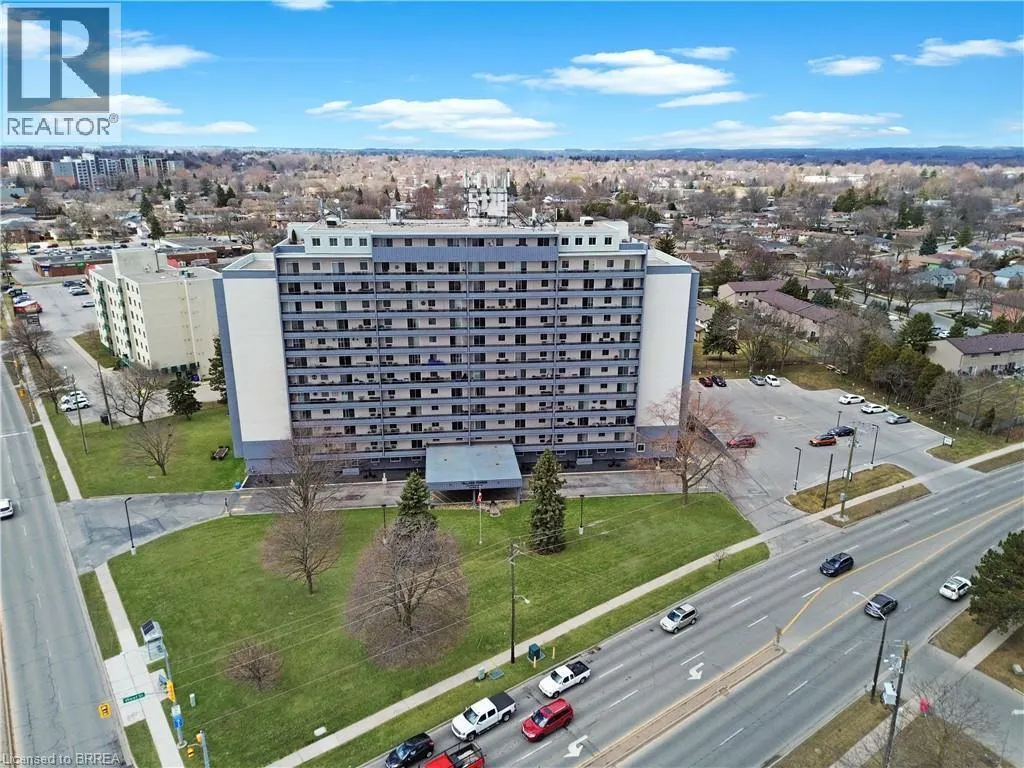 640 WEST Street Unit# 101, #101