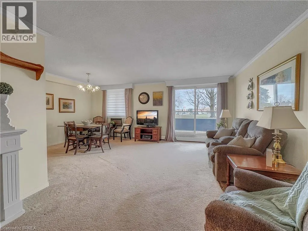 640 WEST Street Unit# 101, #101
