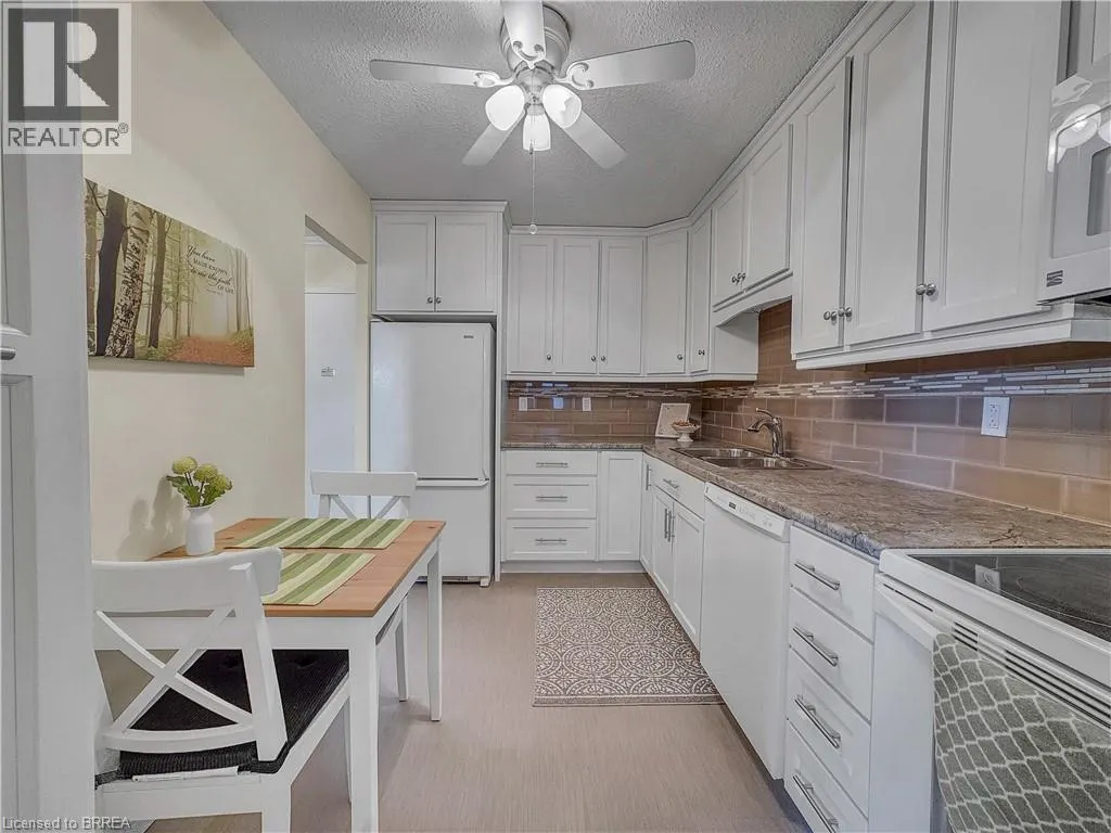 640 WEST Street Unit# 101, #101