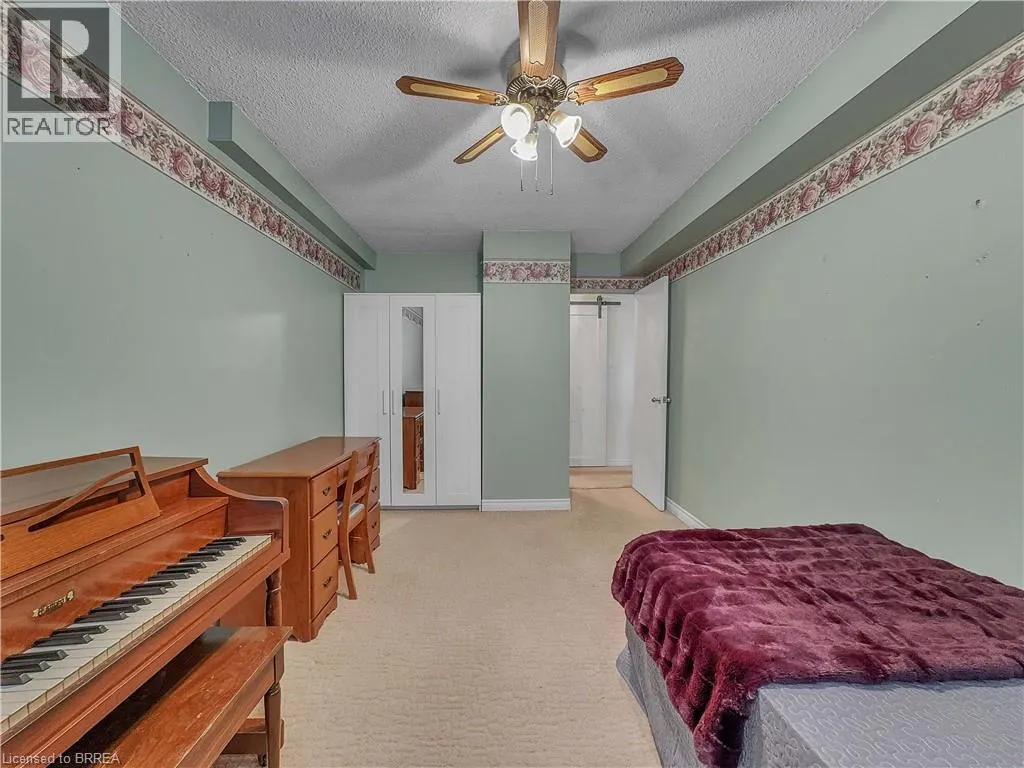 640 WEST Street Unit# 101, #101