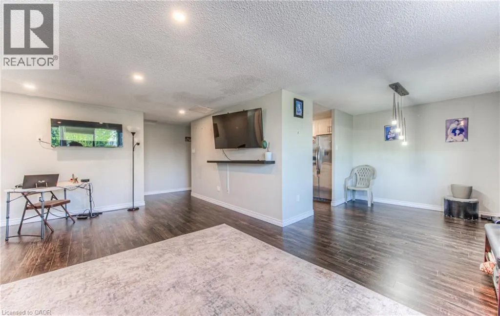 55 GREEN VALLEY Drive Unit# 210, #210